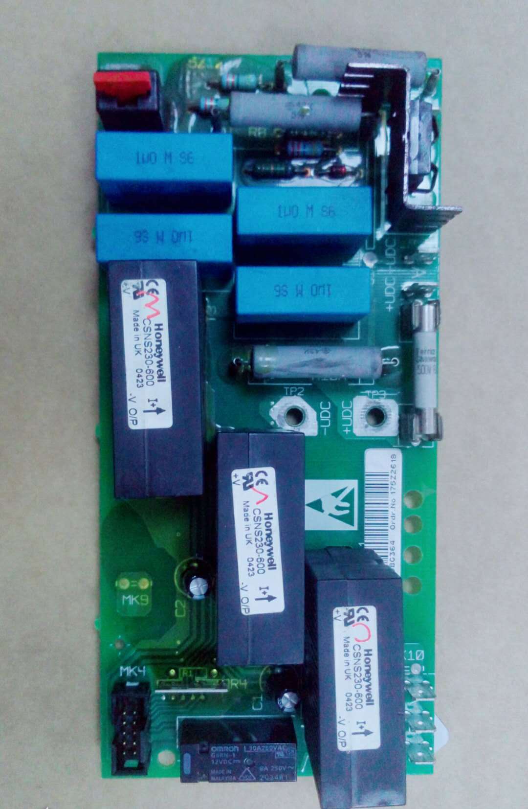 丹佛斯變頻器配件，價(jià)格特惠，檢測(cè)卡現(xiàn)貨